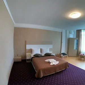 Hotel Mon Caprice, Bucharest