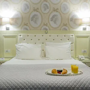 Cornelia Hotel