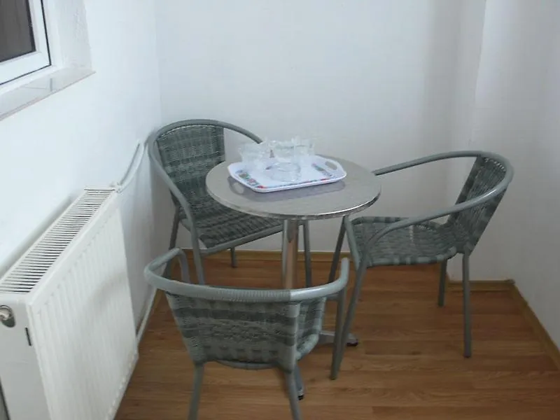 Hotel Uranus Bukareszt 2*,